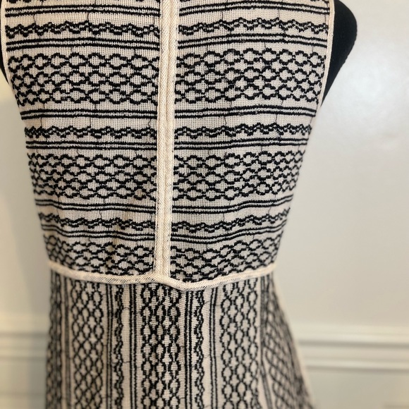 Madewell Tidal Wave embroidered shift dress with front pockets Black Cream Sz M - Picture 12 of 12